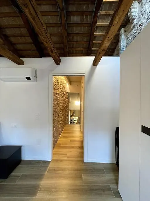 Antico Rudere Luxury Apartment Chioggia 0*,